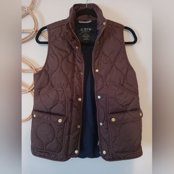 J.Crew Quilted Excursion Dark Nutmeg Puff Vest Size XS - Picture 2 of 6